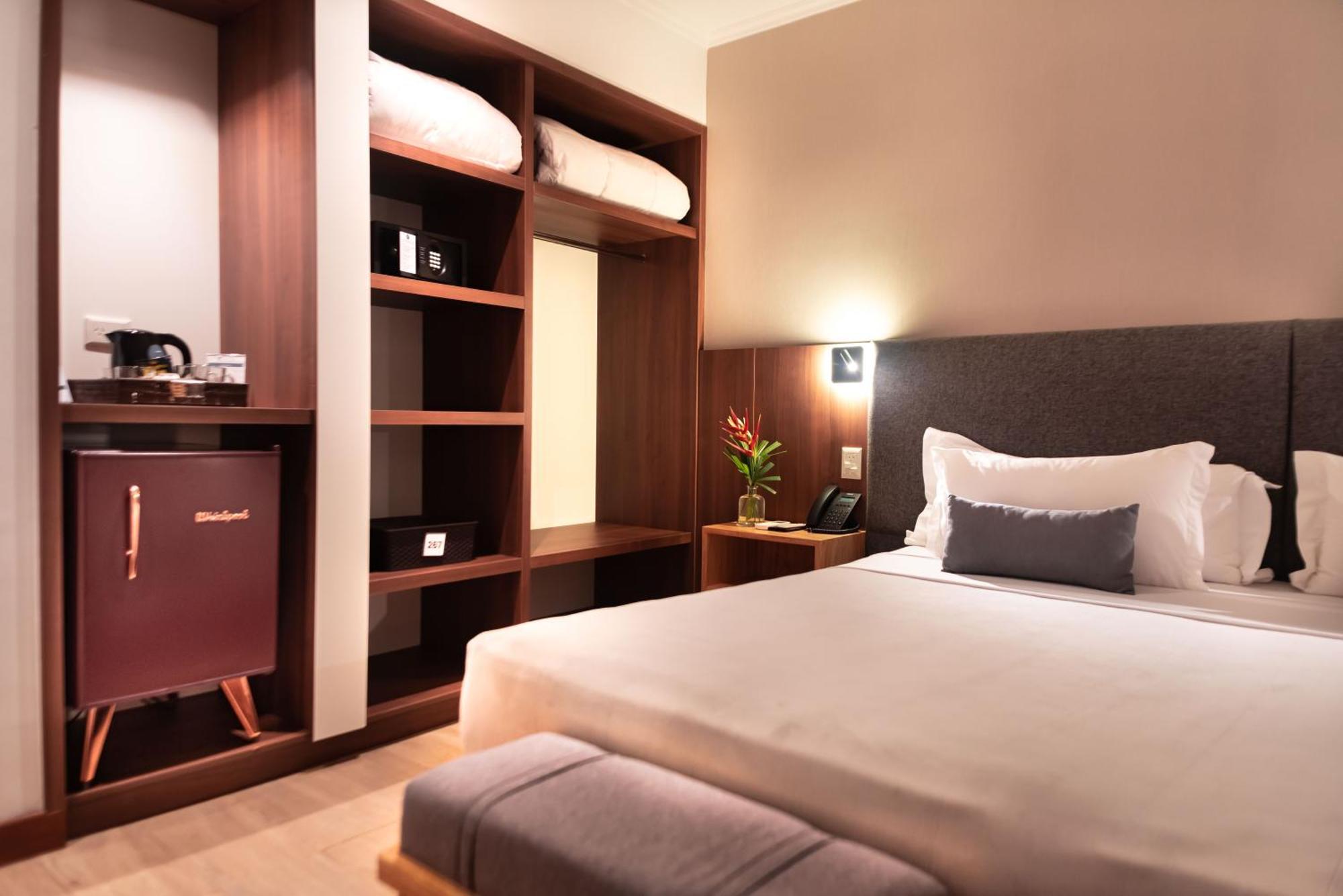 Hotel Saint George Пуерто-Іґуасу Екстер'єр фото