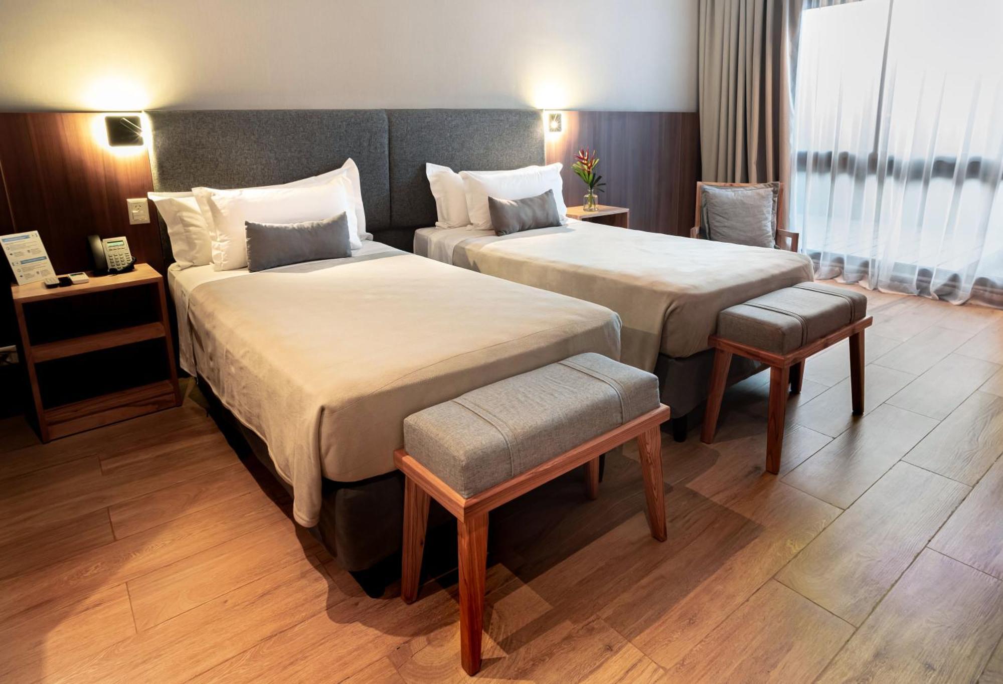 Hotel Saint George Пуерто-Іґуасу Екстер'єр фото