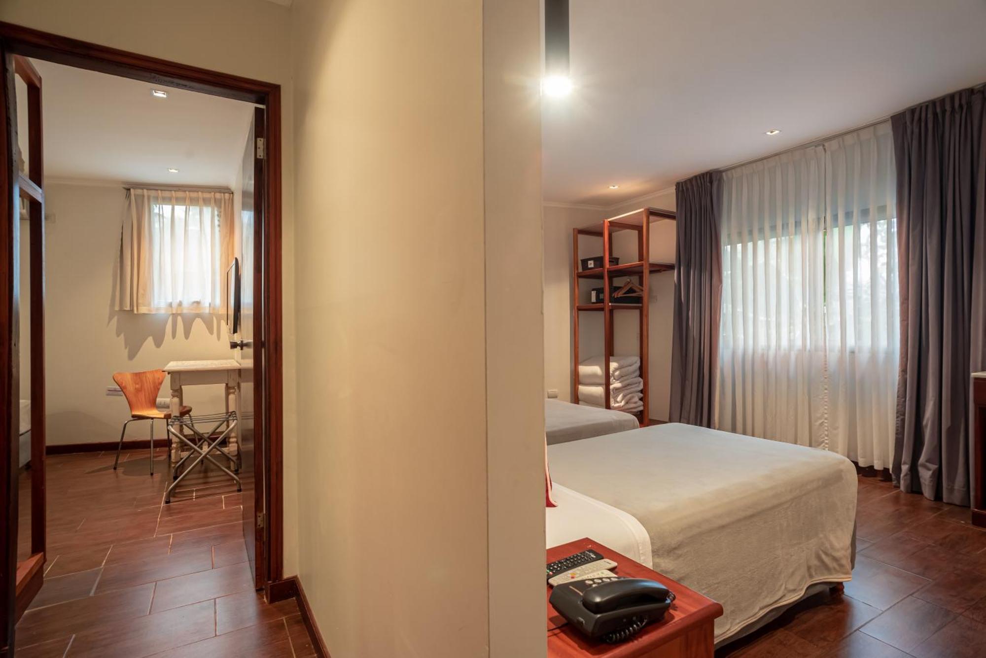 Hotel Saint George Пуерто-Іґуасу Екстер'єр фото