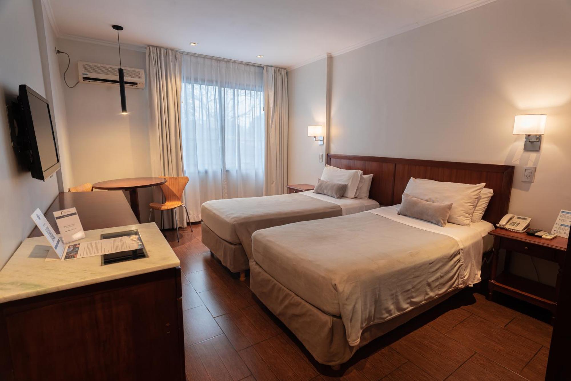 Hotel Saint George Пуерто-Іґуасу Екстер'єр фото